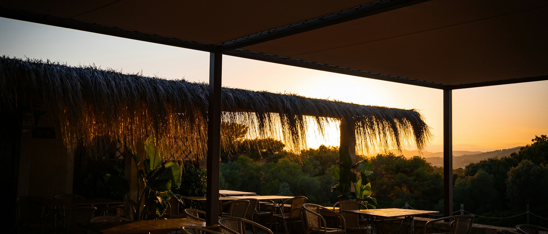 La terrasse en restanque au coucher du soleil